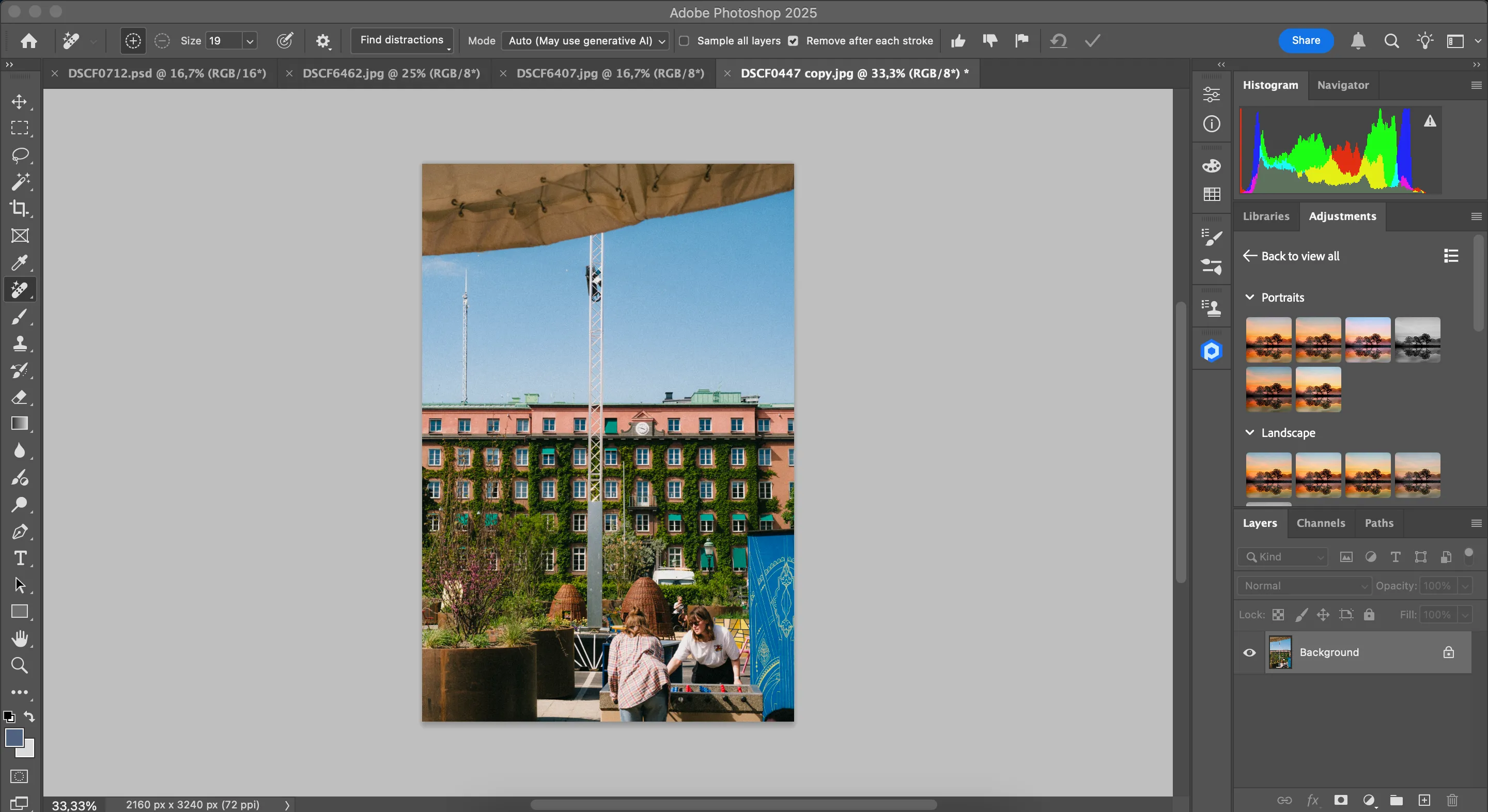 Ảnh minh họa dây cáp đã được loại bỏ bằng tính năng One-Click Remove trong Photoshop