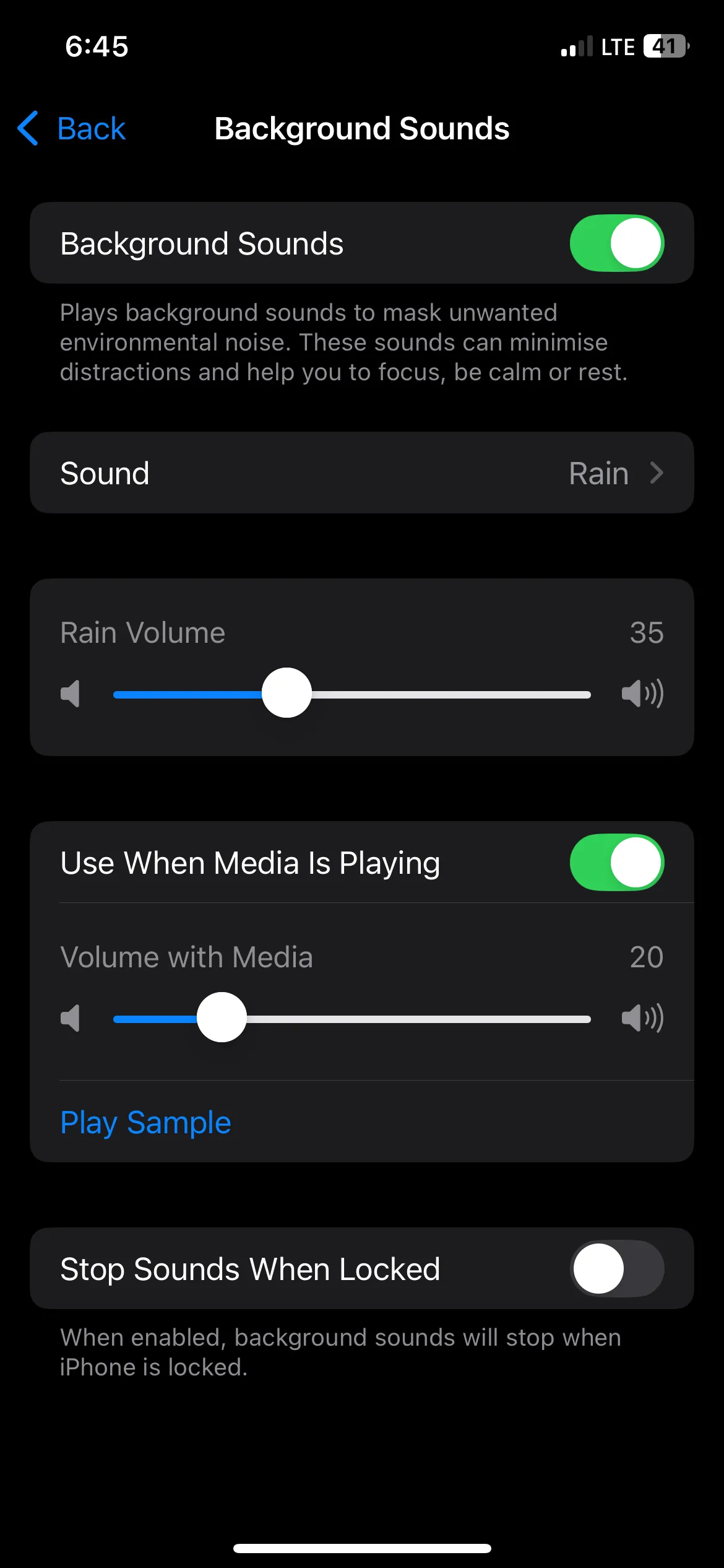 Bật tính năng Âm thanh nền với âm thanh Mưa trên iPhone.