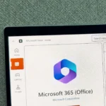 Biểu tượng ứng dụng Microsoft 365 trên màn hình Microsoft Store, cận cảnh