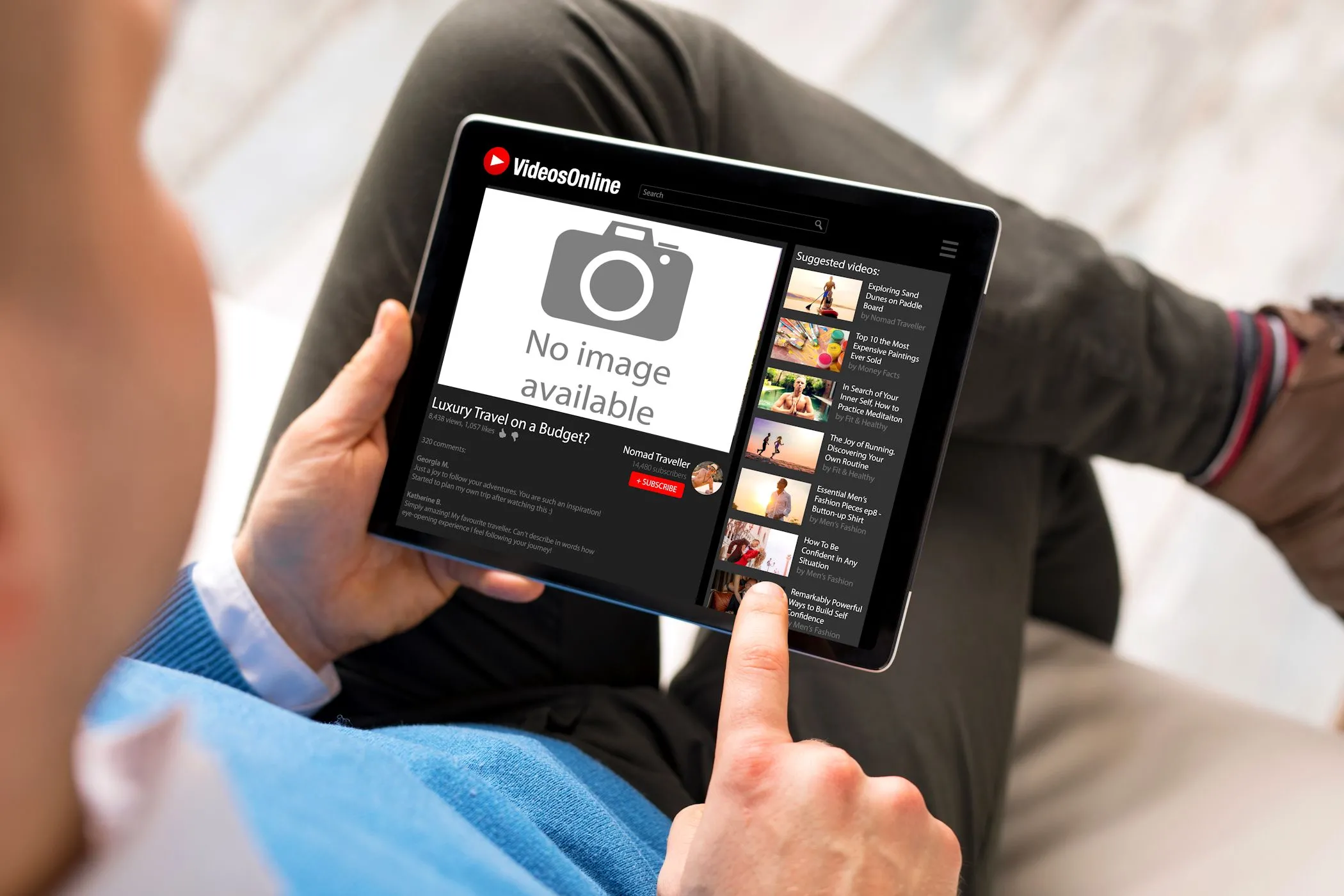 Biểu tượng video bị lỗi trên màn hình laptop, minh họa hạn chế truy cập ứng dụng và nội dung offline trên Chromebook
