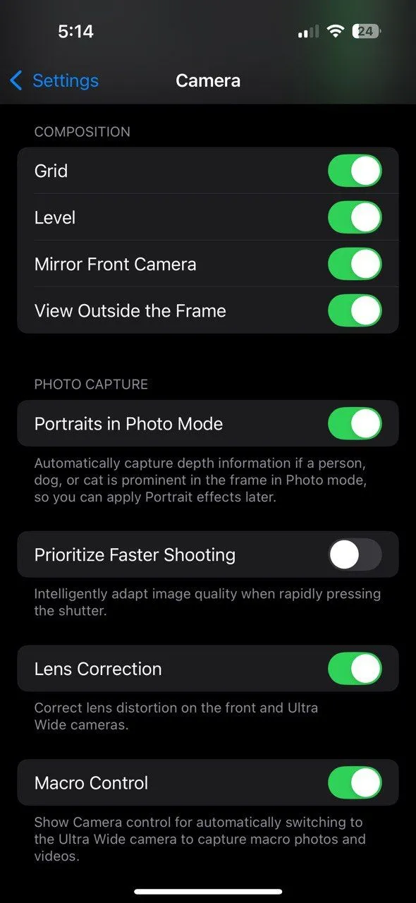 Cài đặt camera iPhone với tùy chọn &quot;Ưu tiên Chụp Nhanh hơn&quot; (Prioritize Faster Shooting)