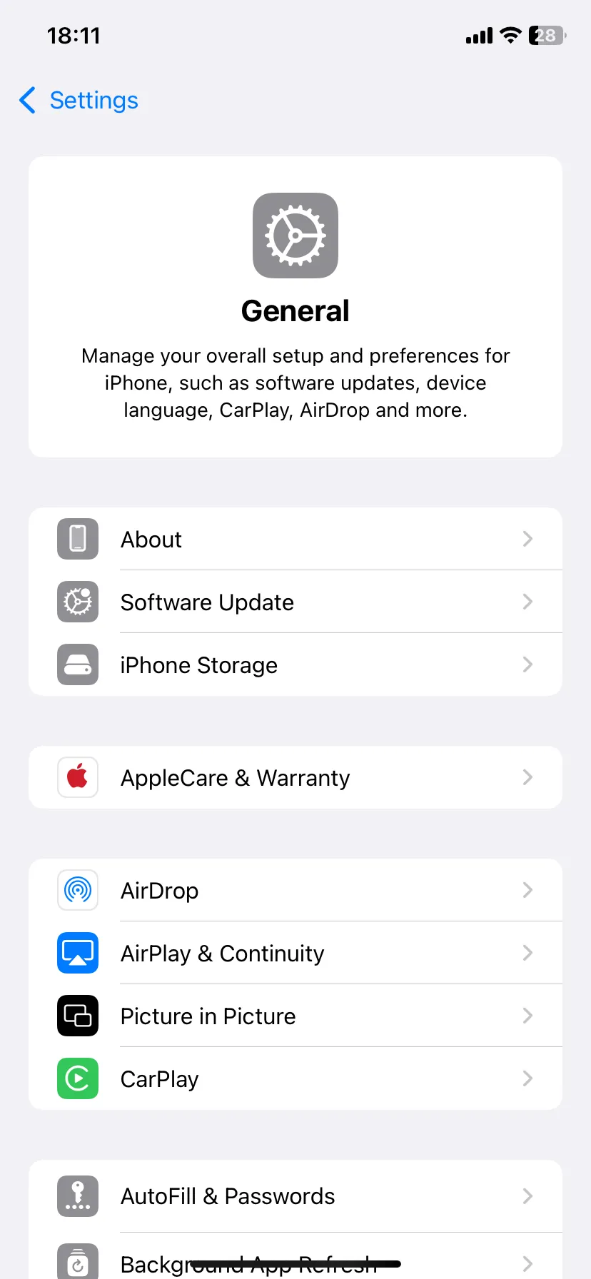 Cài đặt chung của iPhone trong ứng dụng Cài đặt, nơi quản lý bộ nhớ và ứng dụng.