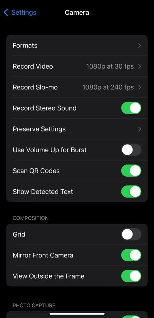 Cài đặt Định dạng (Formats) trong phần Camera trên iPhone để bật ProRAW