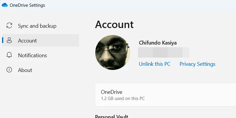 Cài đặt tài khoản OneDrive cho phép ngắt kết nối PC