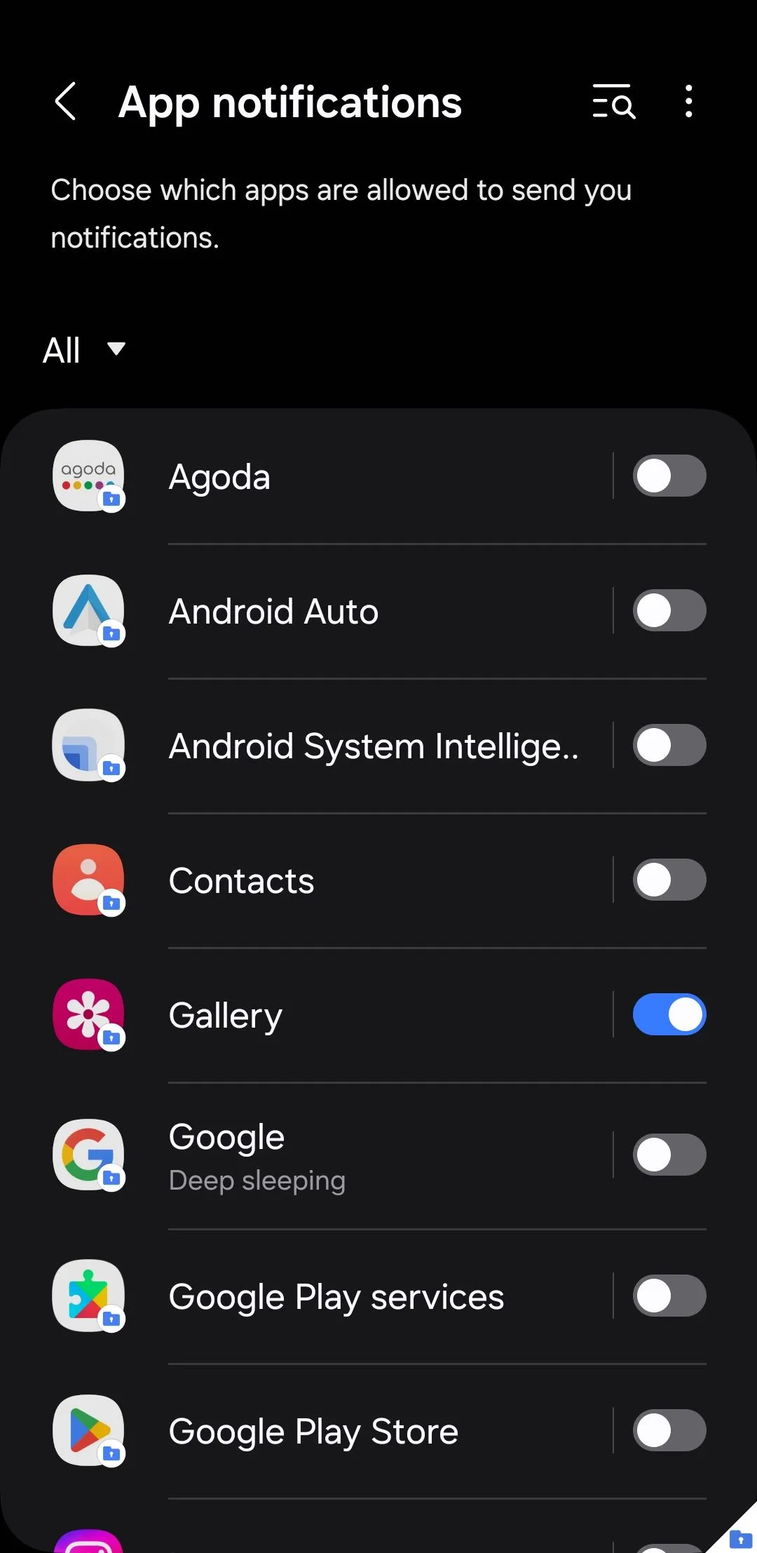 Cài đặt thông báo cho các ứng dụng trong Secure Folder trên điện thoại Samsung, với tùy chọn ẩn nội dung nhạy cảm.