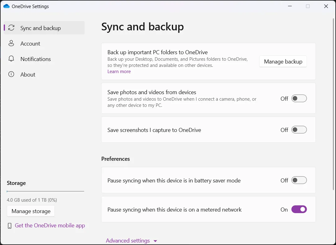 Cài đặt ứng dụng OneDrive trên Windows 11, hiển thị các tùy chọn đồng bộ hóa và quản lý tài khoản.