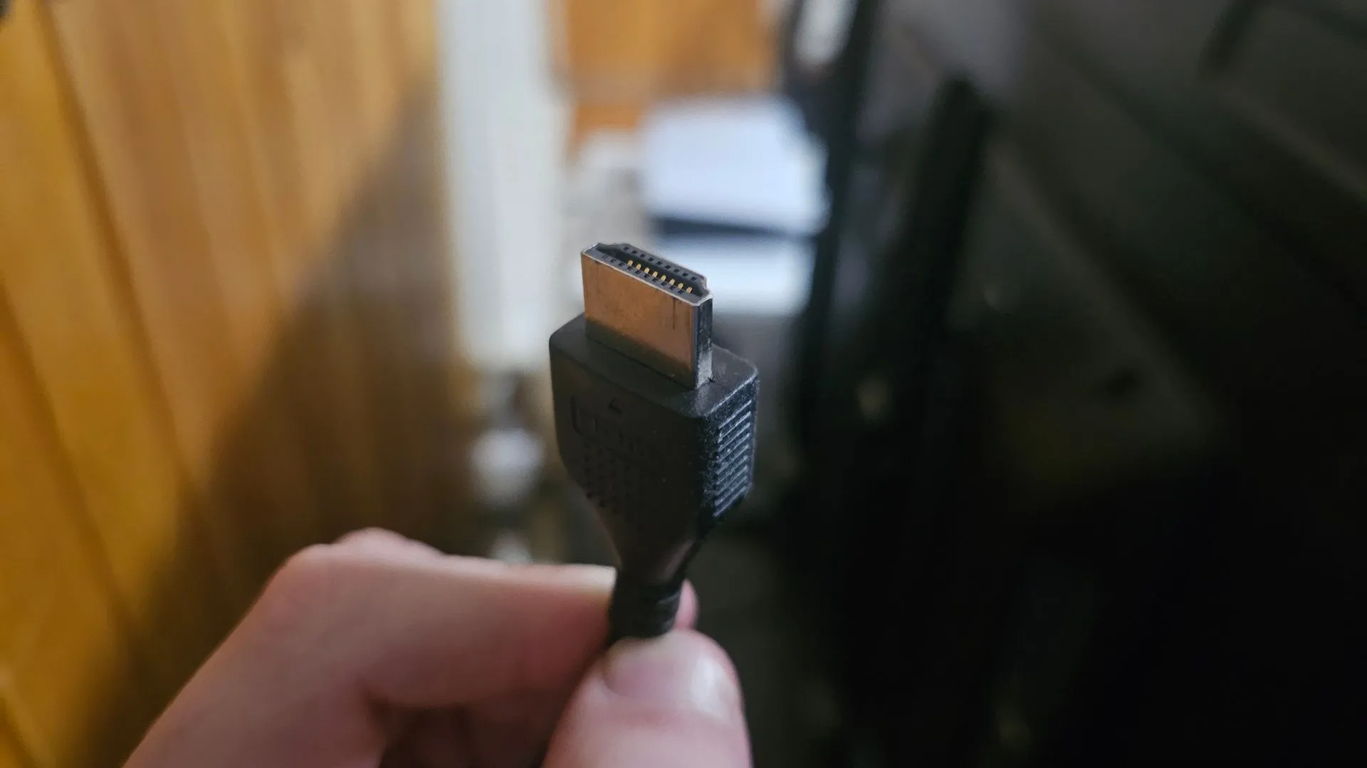 Cáp HDMI biểu tượng cho kết nối đa thiết bị nhờ tính năng HDMI-CEC