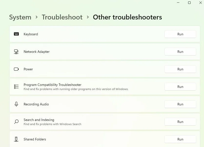 Chạy công cụ Khắc phục sự cố Bàn phím (Keyboard Troubleshooter) tích hợp sẵn trong Windows.