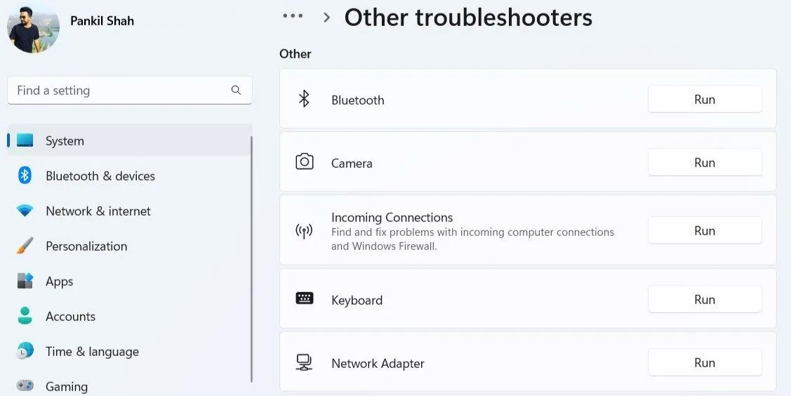 Chạy trình khắc phục sự cố Bluetooth trong cài đặt Windows 11