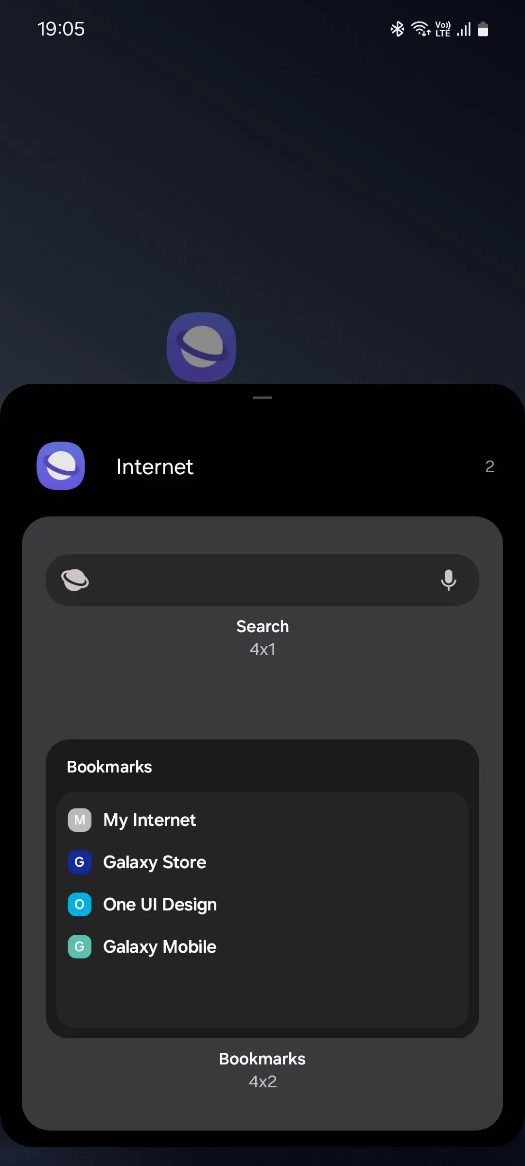 Danh sách các widget có sẵn của ứng dụng Samsung Internet, cho phép lựa chọn để thêm vào màn hình chính.