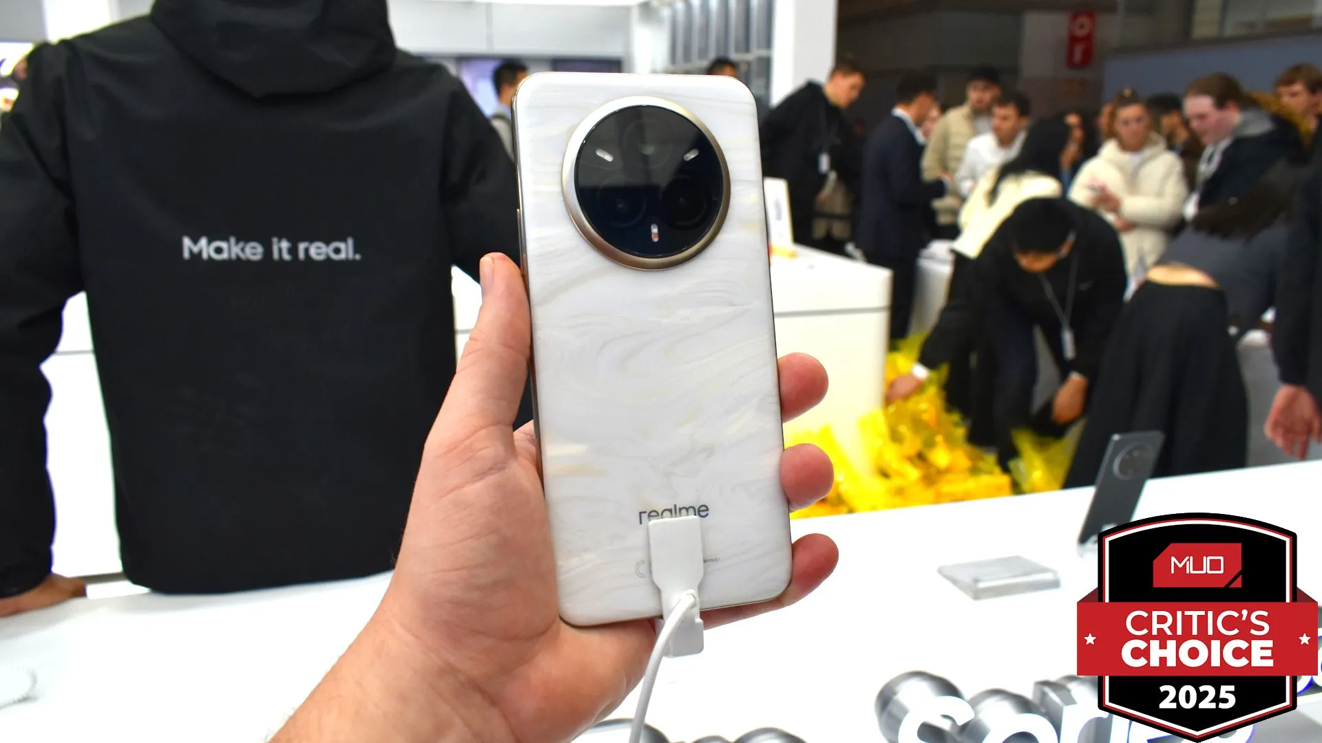Điện thoại Realme 14 Pro+ 5G nhận giải thưởng tại sự kiện MWC 2025