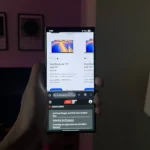 Điện thoại Samsung Galaxy S24 Ultra hiển thị chế độ chia đôi màn hình, cho phép đa nhiệm mượt mà với ứng dụng Chrome và Samsung Internet đang mở.