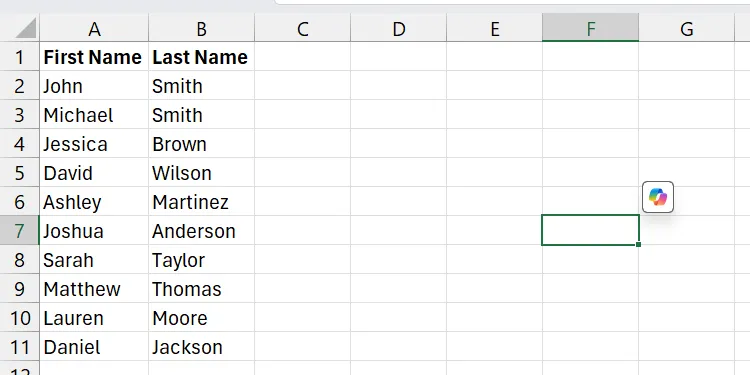 Dữ liệu trong Excel đã được tách thành nhiều cột một cách hiệu quả sau khi sử dụng Text to Columns.