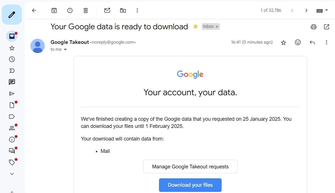 Email từ Google Takeout trong Gmail với nút &quot;Download your files&quot; để tải xuống file MBOX dữ liệu Gmail.