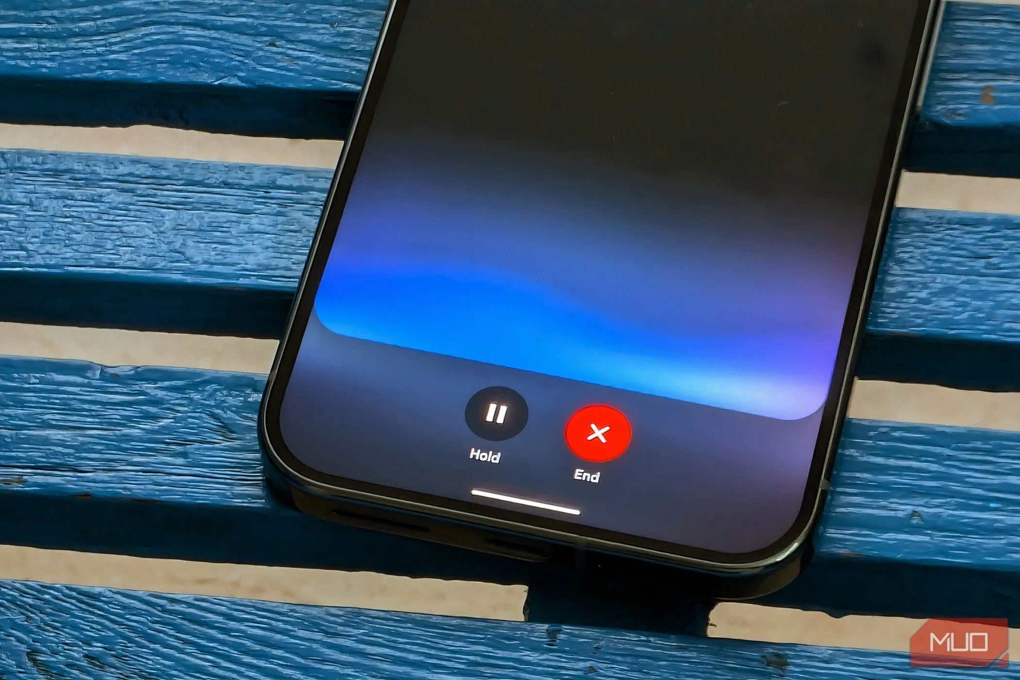 Gemini Live trên Google Pixel 9 Pro XL, hỗ trợ đàm thoại tự nhiên