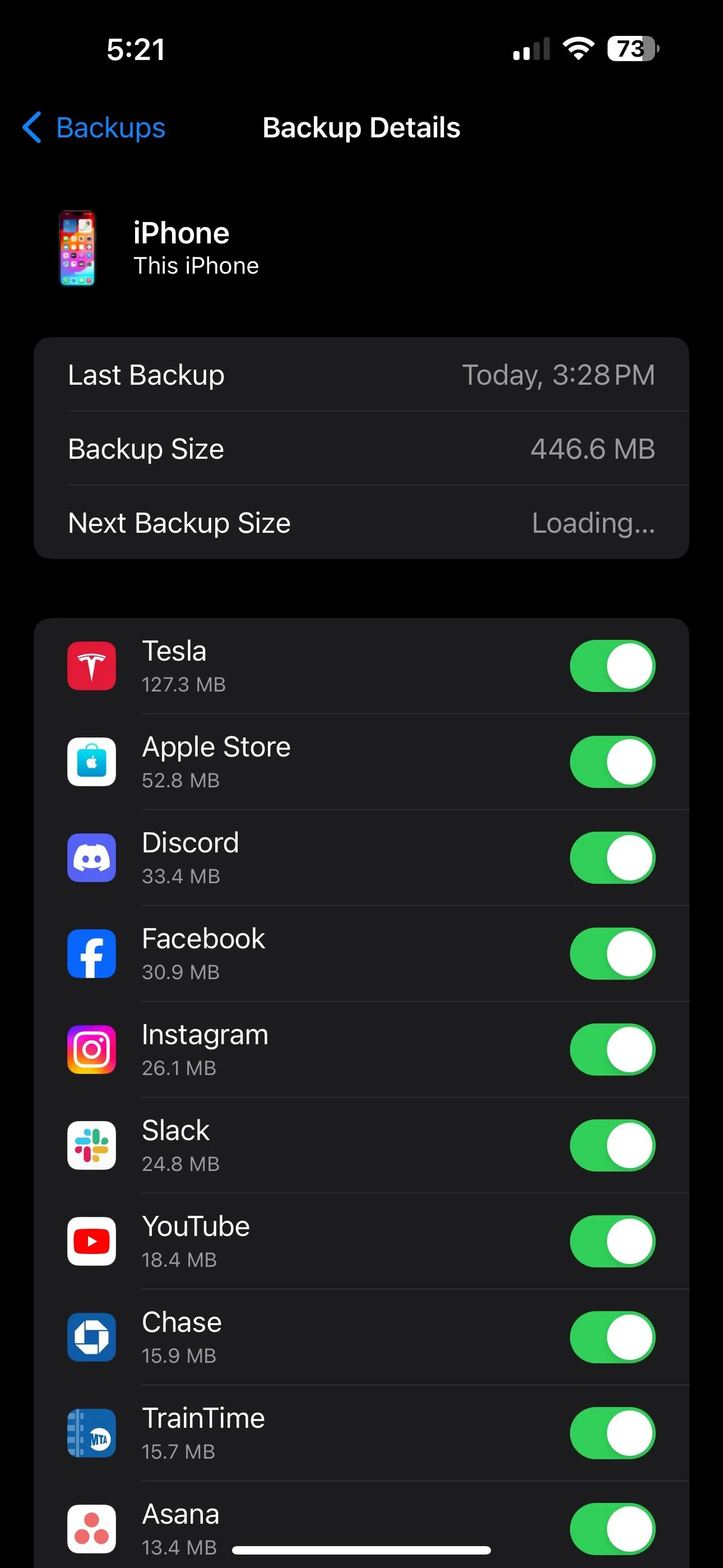 Giao diện cài đặt iCloud hiển thị danh sách các ứng dụng được bao gồm trong quá trình sao lưu tự động
