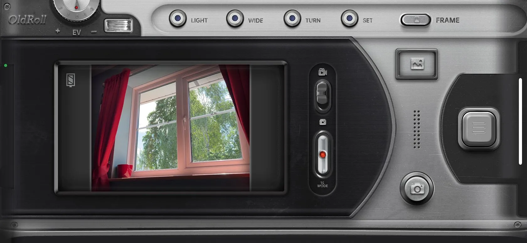 Giao diện camera quay video trong ứng dụng OldRoll, cho phép ghi lại khoảnh khắc theo phong cách video cổ điển