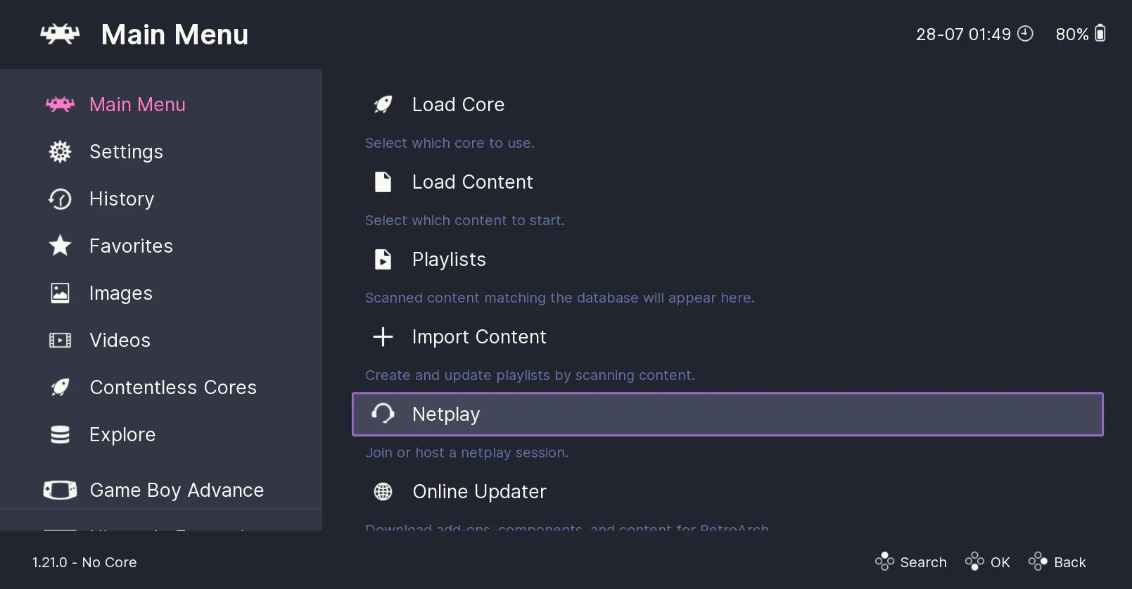 Giao diện chính của RetroArch với các tùy chọn như Load Core, Load Content và các menu điều hướng, minh họa sự đơn giản khi bắt đầu