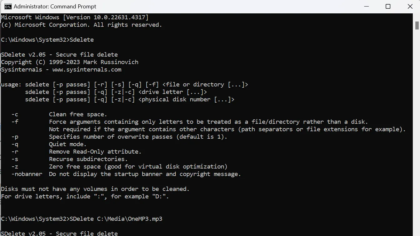 Giao diện Command Prompt hiển thị lệnh &quot;SDelete&quot; và hộp thoại thỏa thuận cấp phép khi khởi chạy lần đầu