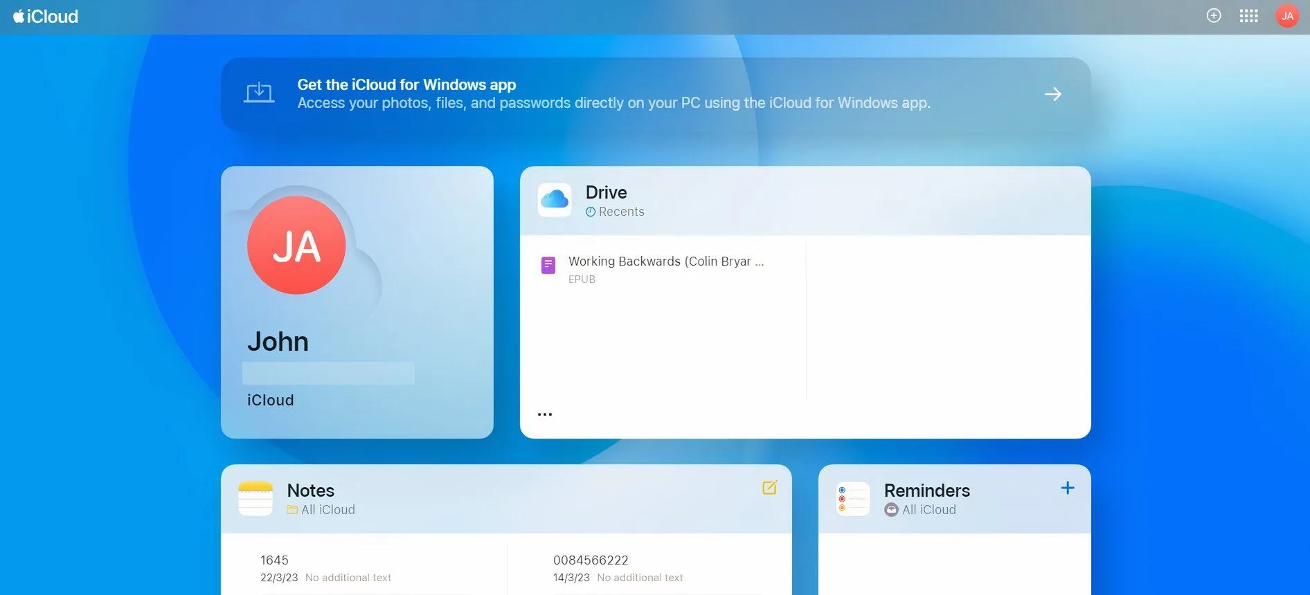 Giao diện iCloud trên trình duyệt web, minh họa cho việc truy cập dịch vụ lưu trữ đám mây trên máy tính