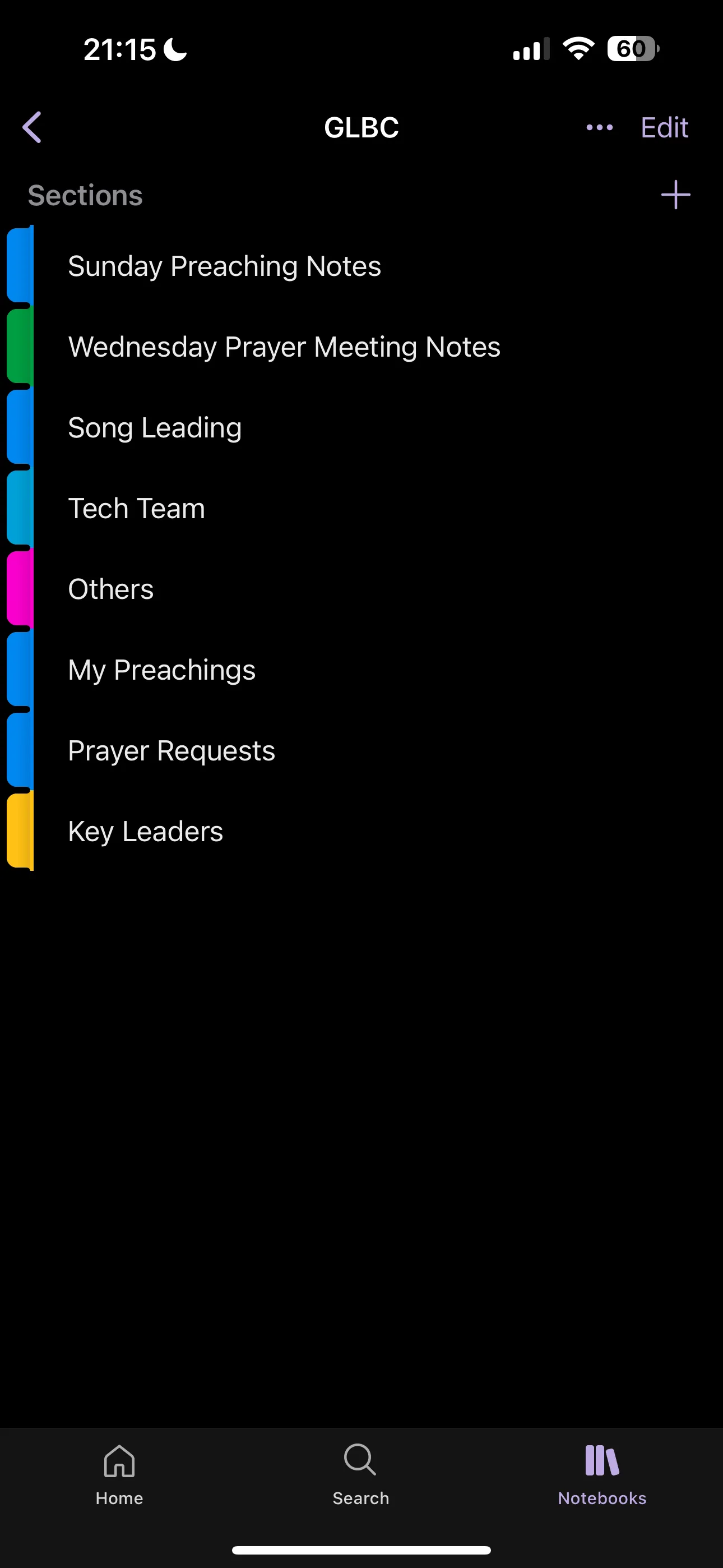 Giao diện Microsoft OneNote trên iPhone, hiển thị các chương và mục lục được sắp xếp gọn gàng trong một sổ ghi chú.