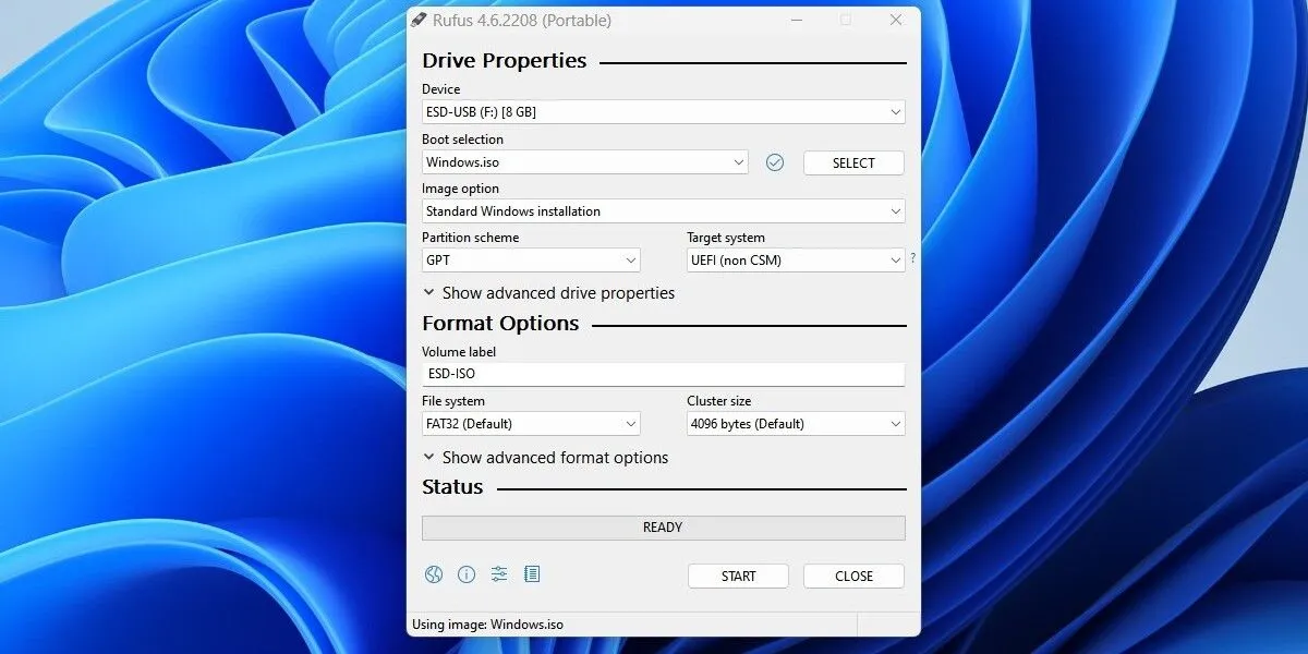 Giao diện phần mềm Rufus hiển thị các tùy chọn tạo USB bootable từ file ISO Windows