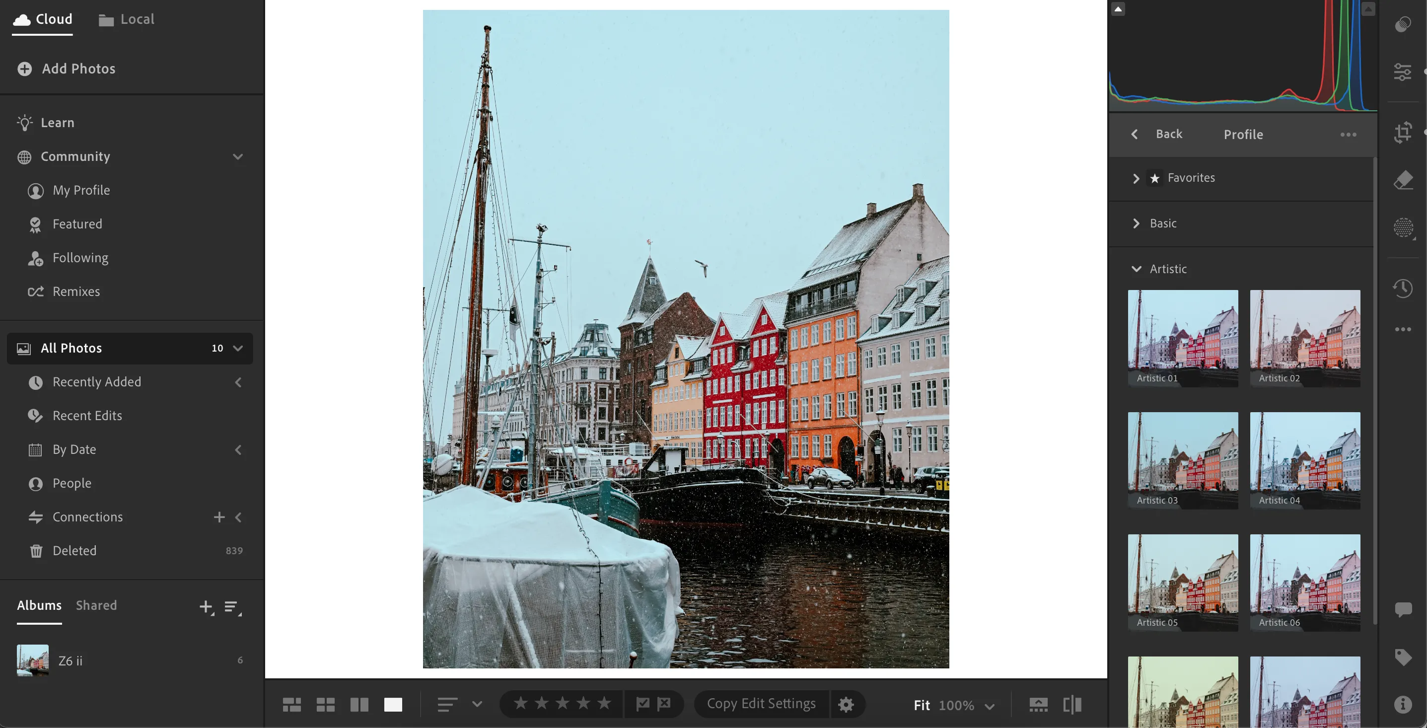 Giao diện sử dụng các cấu hình màu khác nhau trong Adobe Lightroom để chỉnh sửa ảnh.
