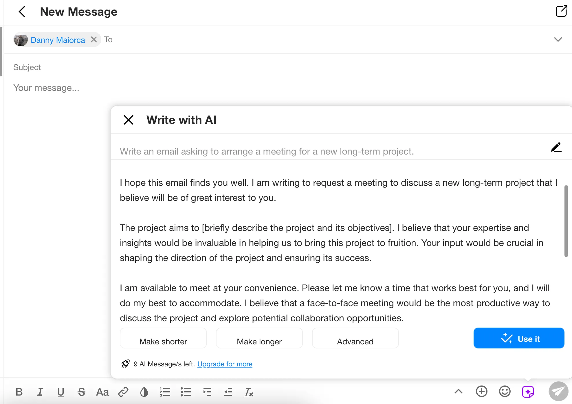 Giao diện tạo email bằng AI trong Spike, cho phép chọn loại nội dung, giọng văn và độ dài