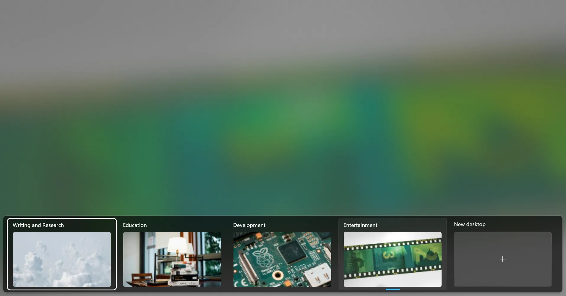 Giao diện Task View trên Windows cho phép tạo desktop ảo mới để quản lý tác vụ.