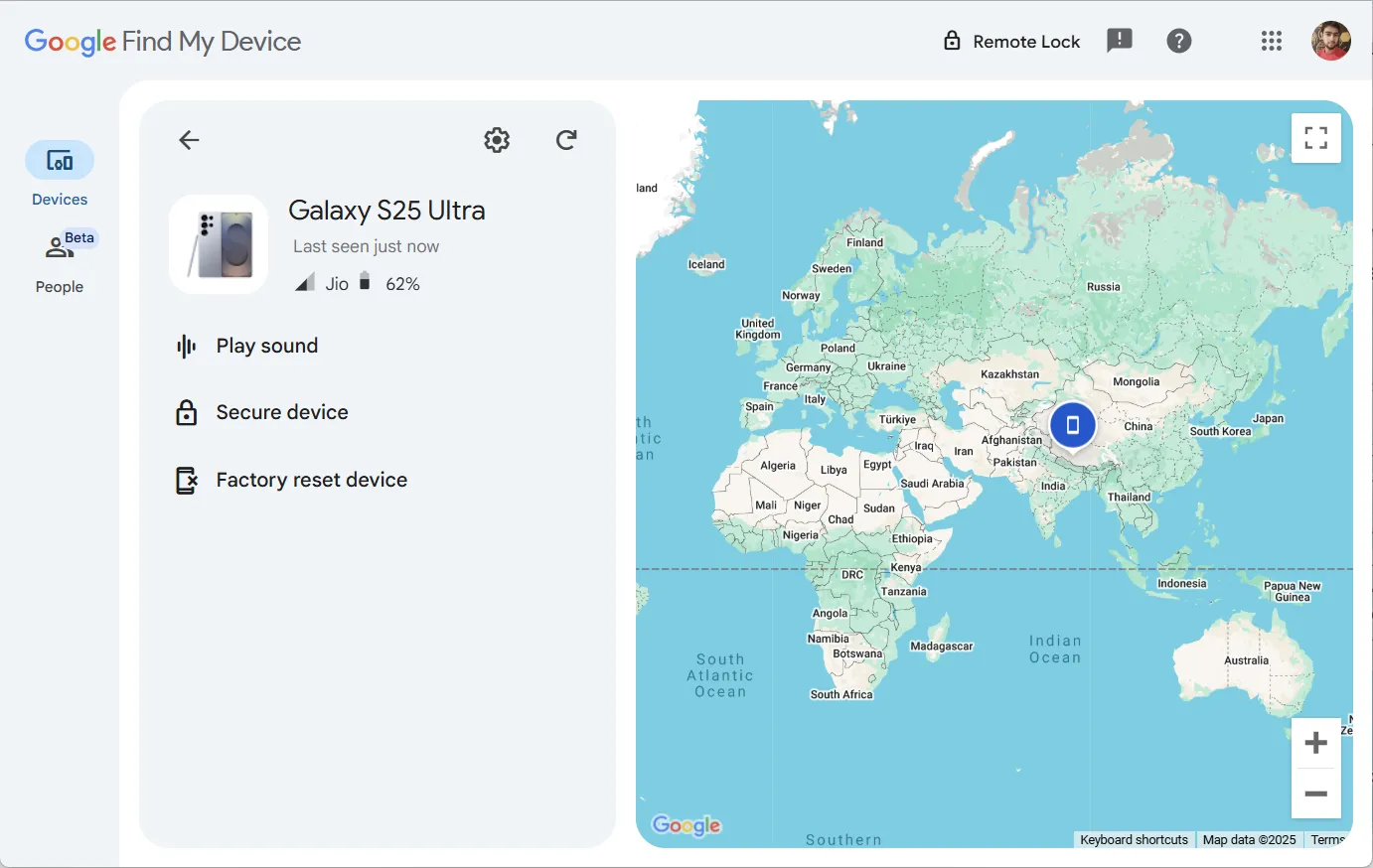Giao diện truy cập Google Find My Device để tìm thiết bị Android và thông tin IMEI