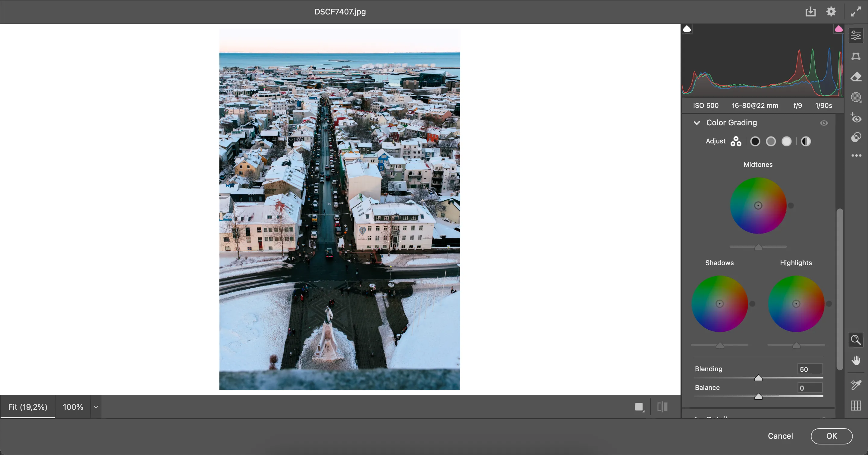 Giao diện ứng dụng Camera Raw dùng để chỉnh sửa ảnh từ Photoshop