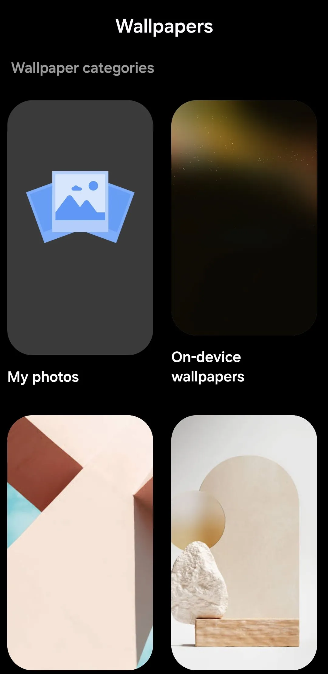 Giao diện ứng dụng Google Wallpapers trên Android với các danh mục hình nền