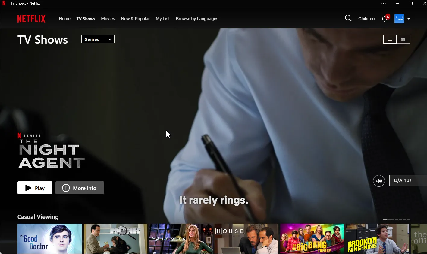 Giao diện ứng dụng Netflix trên Windows 11 với tính năng Picture-in-Picture.