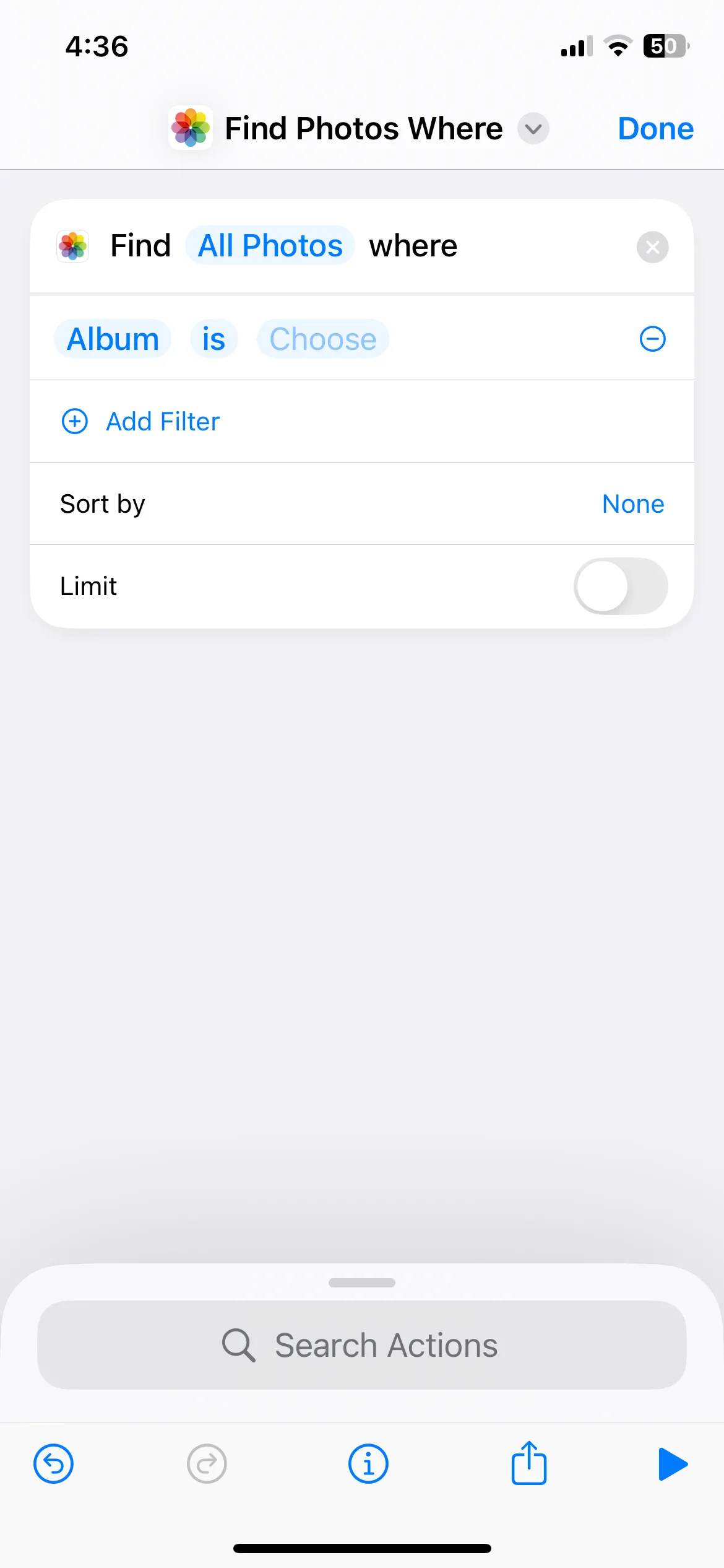 Giao diện ứng dụng Phím tắt trên iPhone với hành động "Tìm ảnh" và bộ lọc "Là ảnh chụp màn hình"