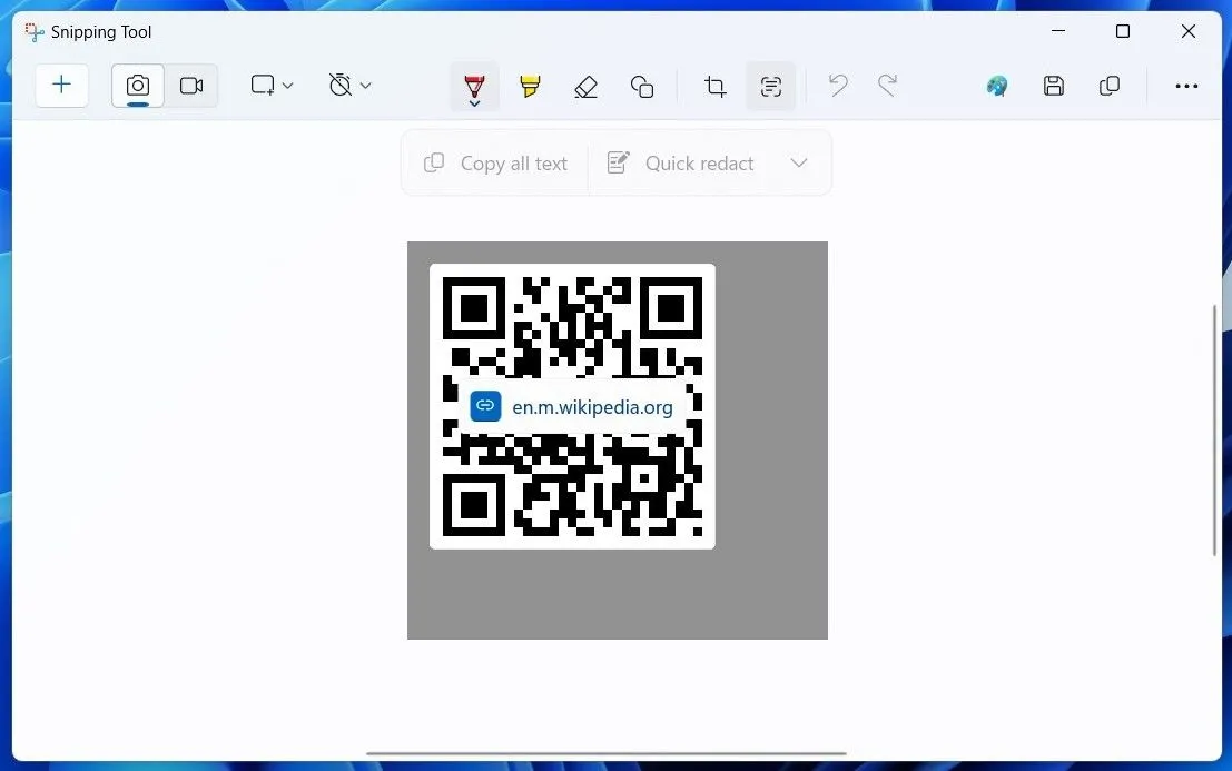 Giao diện ứng dụng Snipping Tool (Công cụ Cắt &amp; Chụp) trên Windows 11, hiển thị biểu tượng &quot;Text Actions&quot; để quét mã QR từ ảnh.