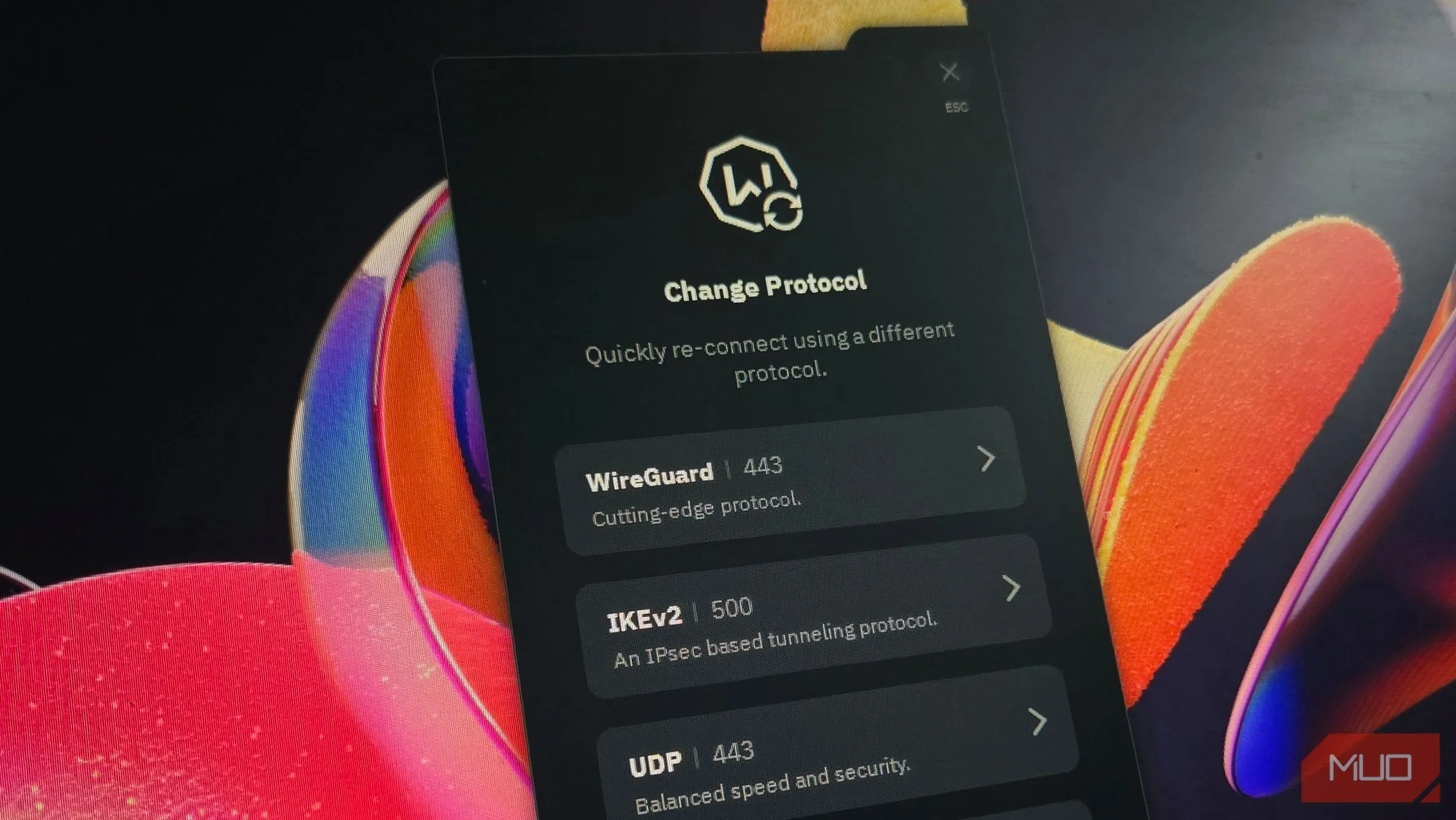 Giao diện Windscribe hiển thị tùy chọn giao thức WireGuard, minh họa tính năng bảo mật của VPN miễn phí