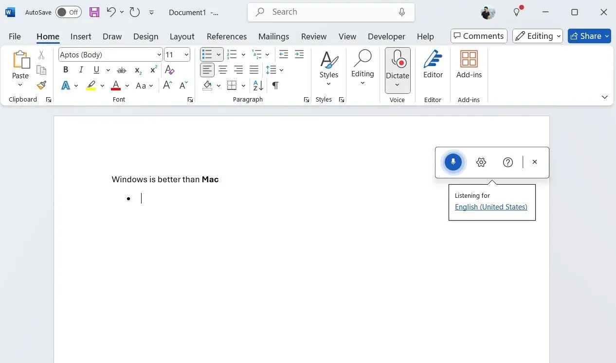 Giao diện Word với công cụ Voice Typing đang chuyển đổi giọng nói thành văn bản và áp dụng định dạng