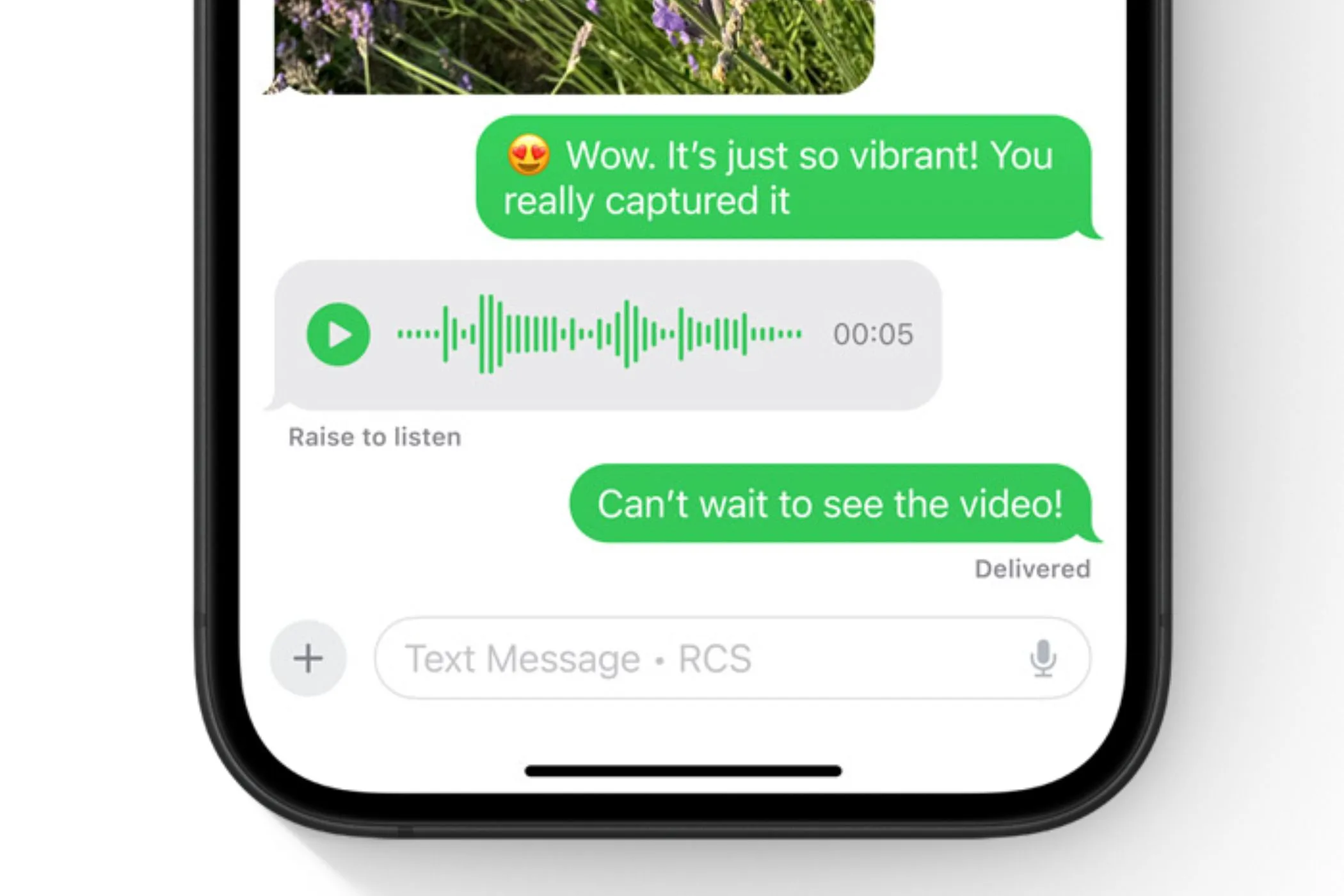 Hình ảnh giao diện iPhone hiển thị tin nhắn RCS, minh họa tính năng RCS trên iOS