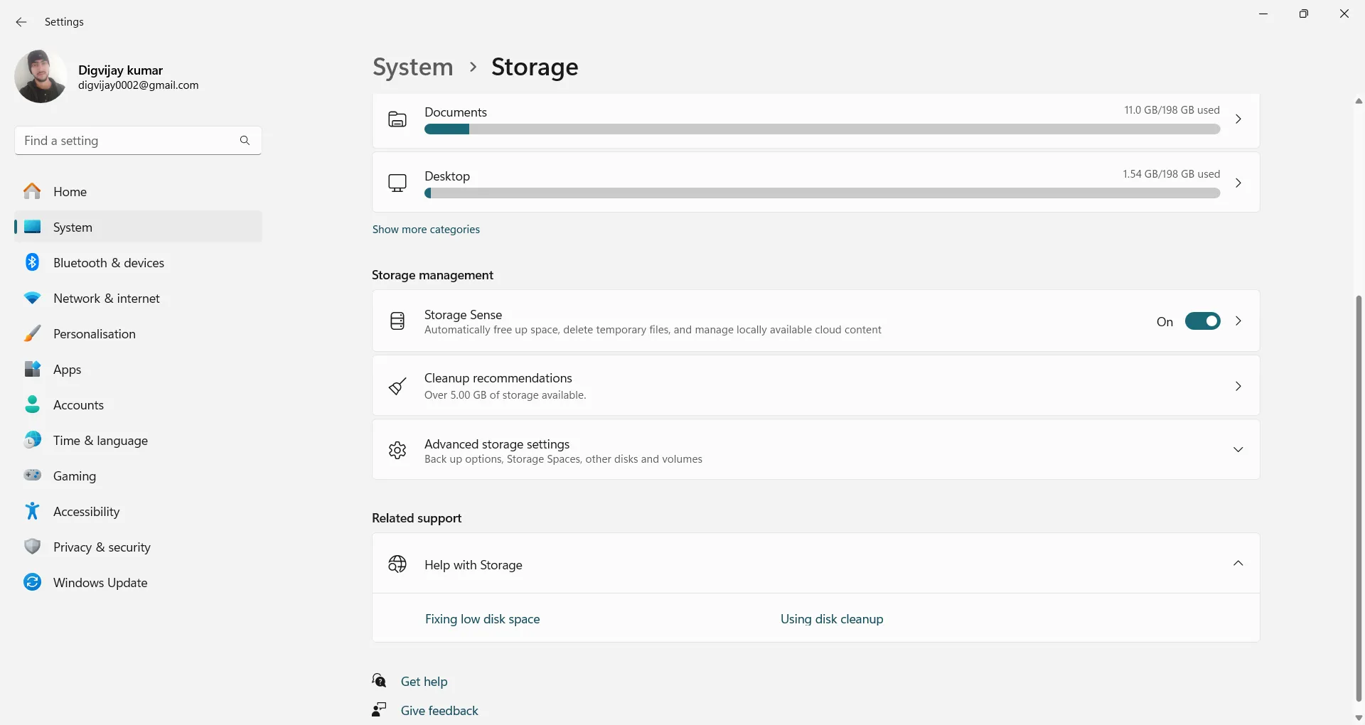 Kích hoạt tính năng Storage Sense trong cài đặt Bộ nhớ của Windows 11