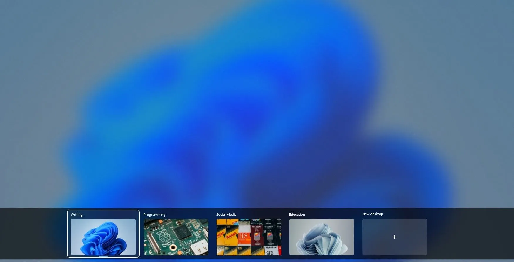 Màn hình ảo (Virtual Desktops) được quản lý qua Task View trên Windows, cho phép tạo và chuyển đổi giữa các không gian làm việc.