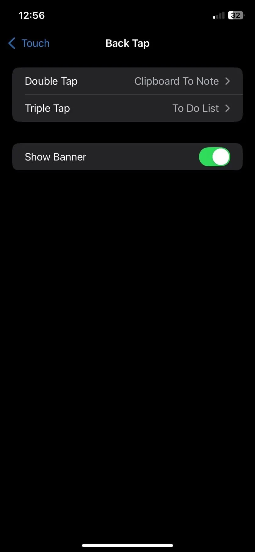 Màn hình cài đặt Chạm vào mặt lưng (Back Tap) trên iPhone với các tùy chọn Double Tap và Triple Tap