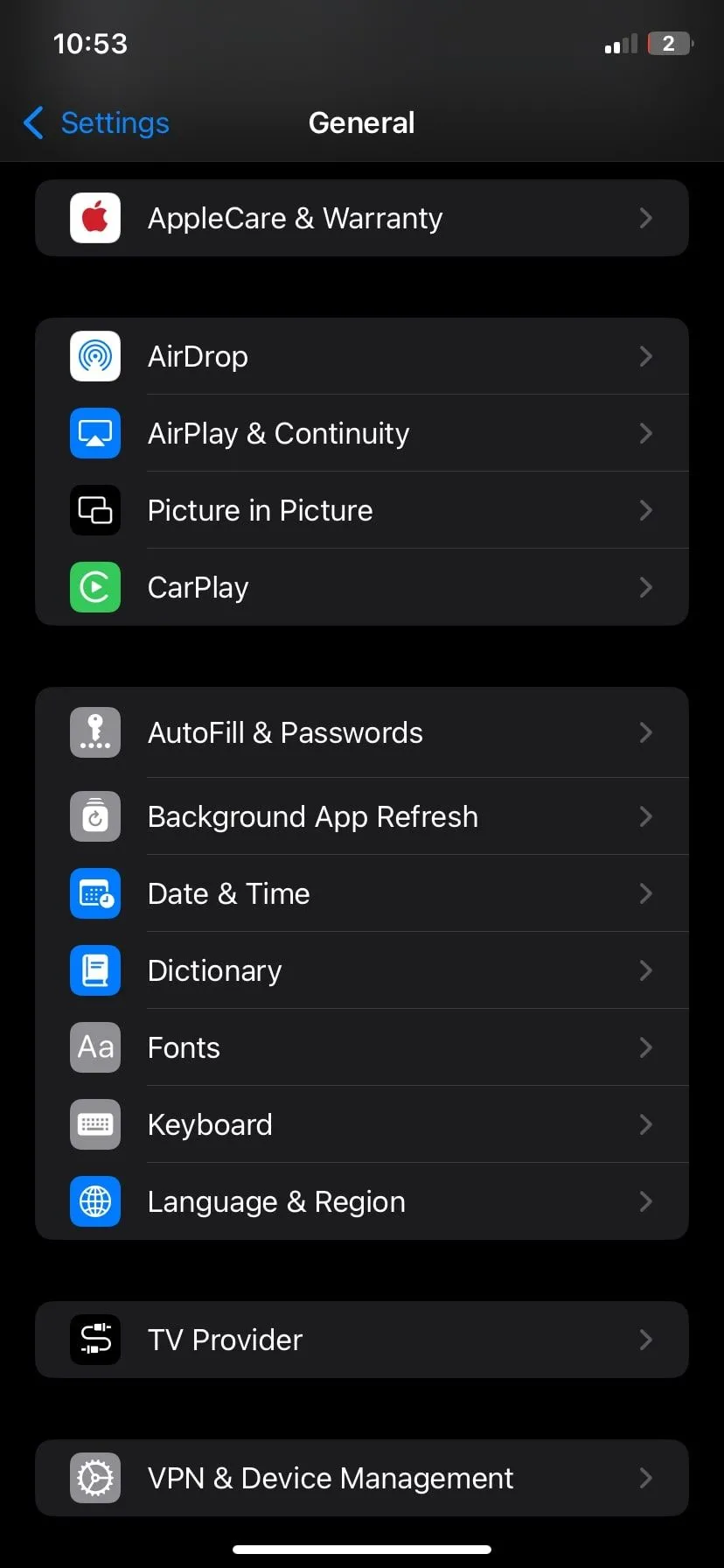 Màn hình Cài đặt chung trên iPhone hiển thị các tùy chọn cài đặt