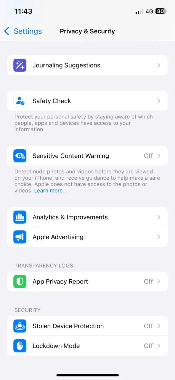 Màn hình cài đặt quyền riêng tư iPhone để tắt phân tích dữ liệu