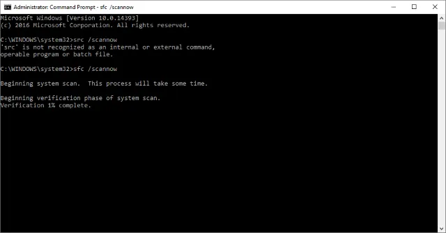 Màn hình Command Prompt đang chạy lệnh sfc /scannow để kiểm tra file hệ thống Windows