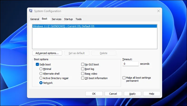 Màn hình desktop Windows 11 hiển thị tiện ích Microsoft System Configuration