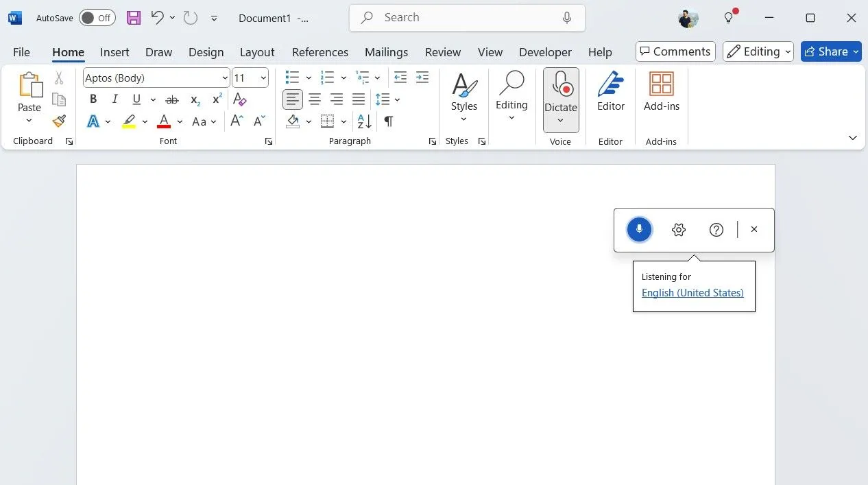 Màn hình Microsoft Word hiển thị công cụ nhập liệu bằng giọng nói Dictation đang hoạt động