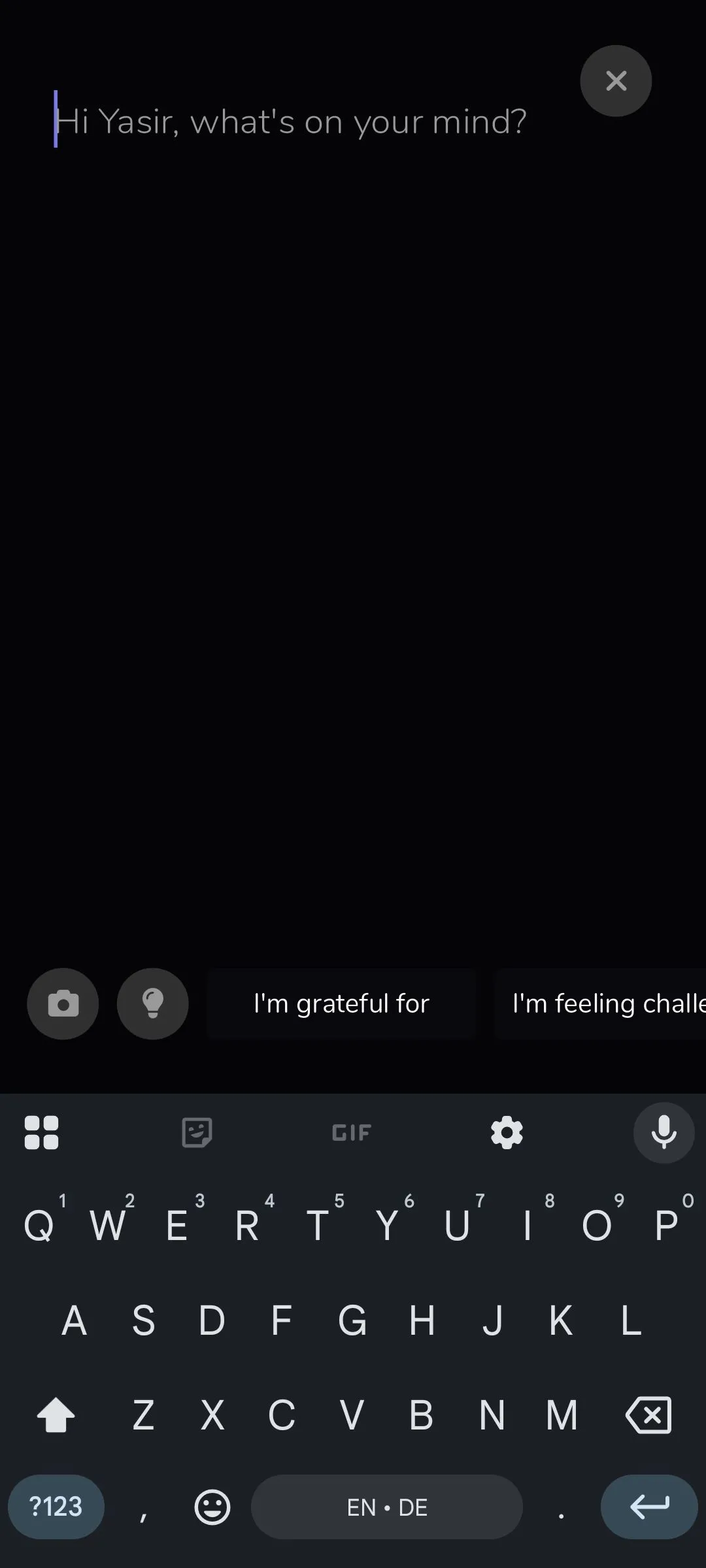 Màn hình nhập nhật ký trống trên ứng dụng Reflection.app, sẵn sàng cho người dùng viết nội dung.