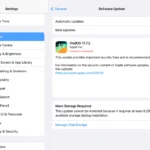 Menu cập nhật phần mềm iPadOS hiển thị phiên bản iPadOS 17 mới có sẵn