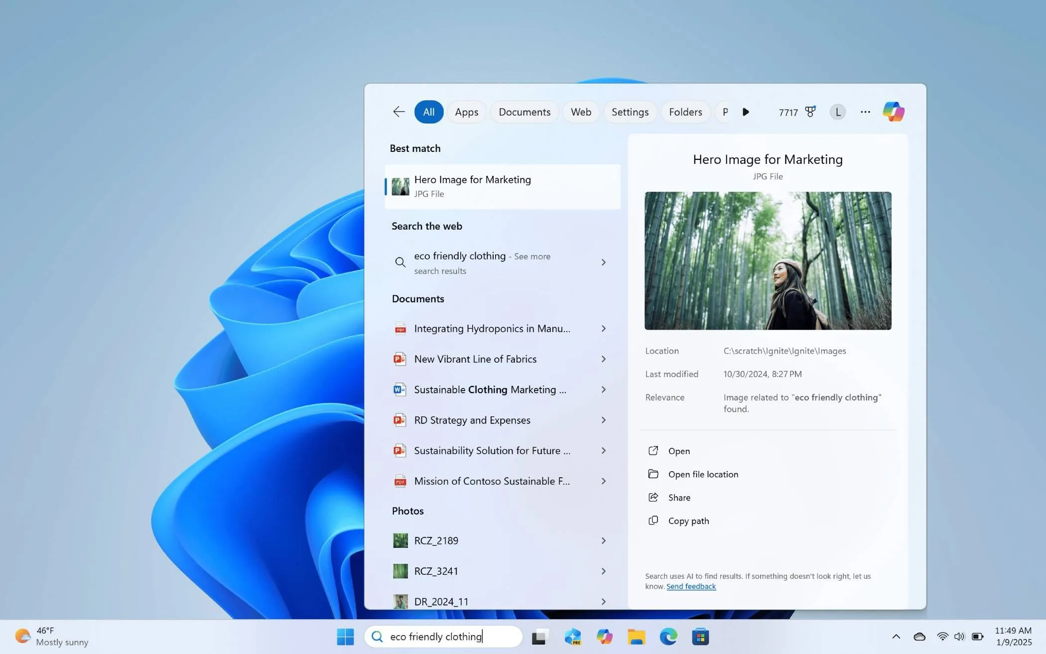 Minh họa tìm kiếm ngôn ngữ tự nhiên trên Windows 11 với cụm từ 'eco-friendly clothing'