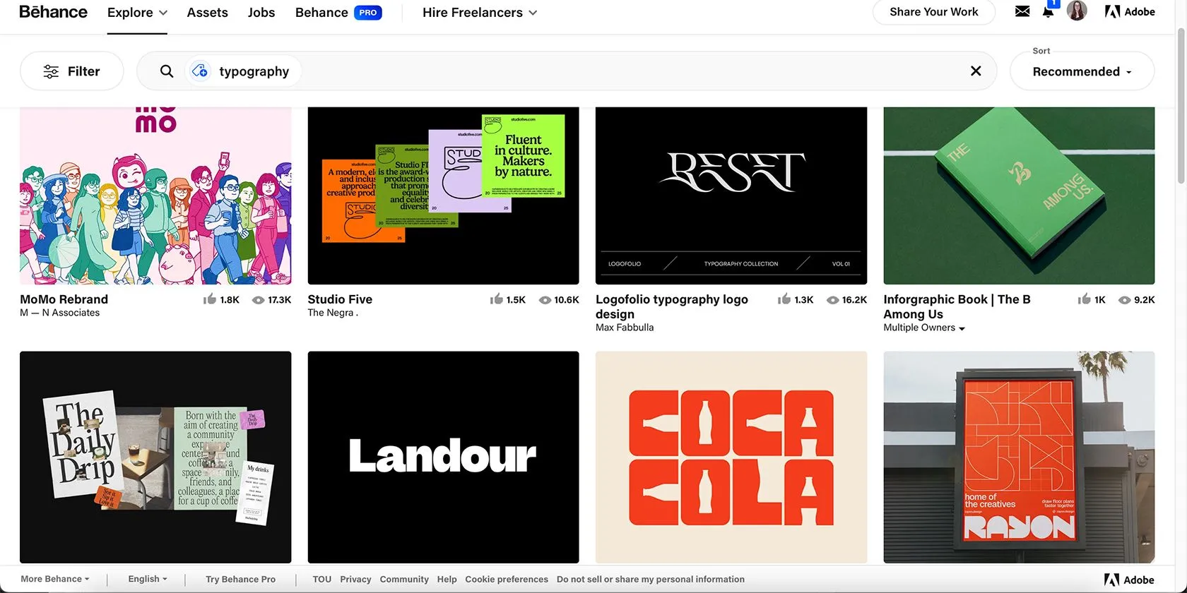 Một ví dụ về thiết kế typography trên Behance, thể hiện sự sáng tạo và mạnh mẽ của việc sử dụng chữ làm yếu tố trung tâm.